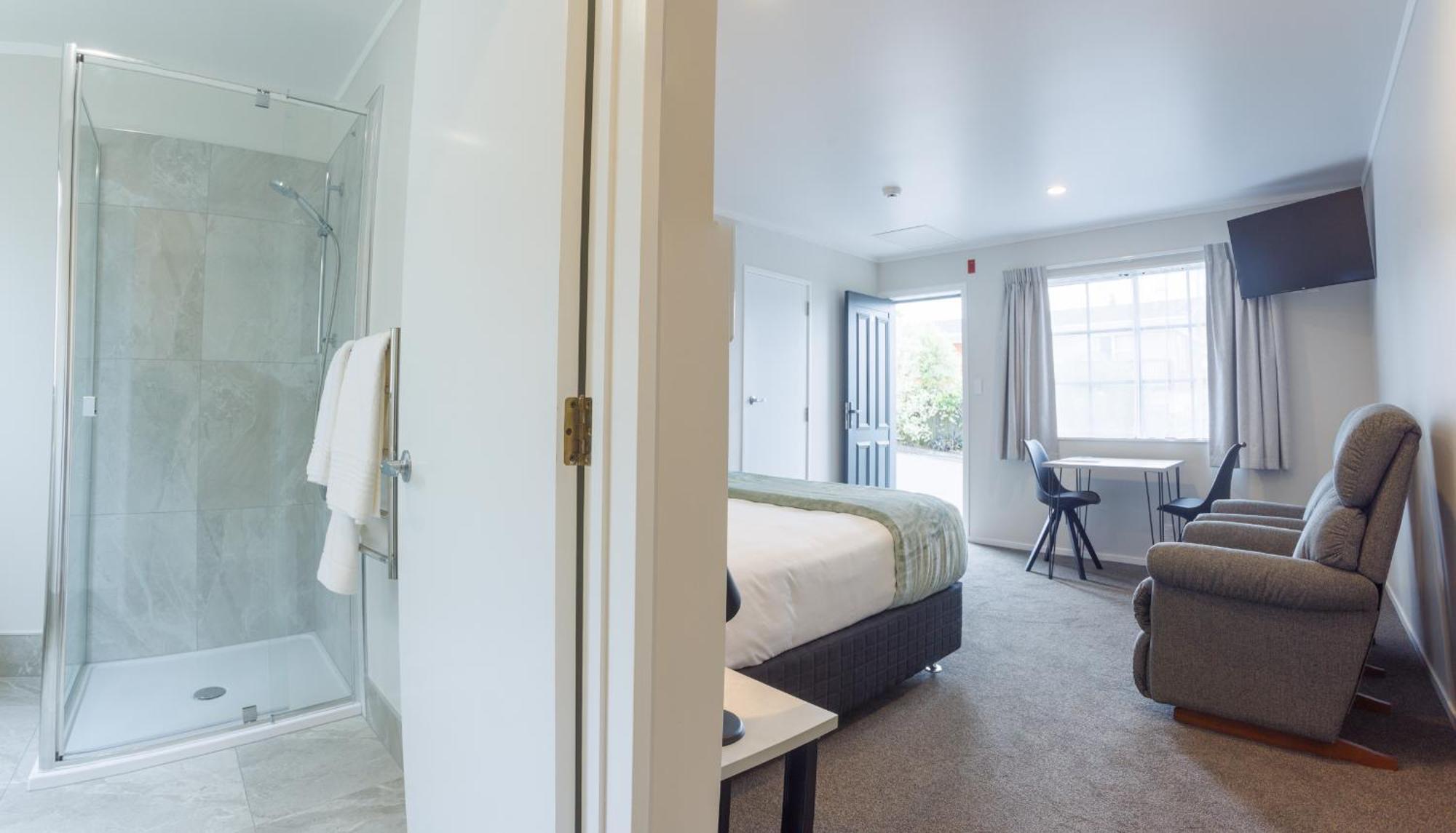บีเคเอส โพฮูตูกาวา ลอดจ์ Motel วานกาไร ภายนอก รูปภาพ